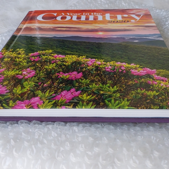 Book: A Year in the Country 2020 - Picture 14 of 14